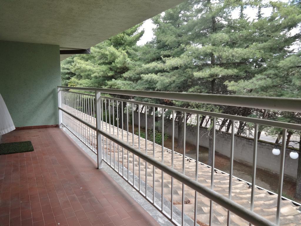Hotel Pagoda Леньяно Экстерьер фото